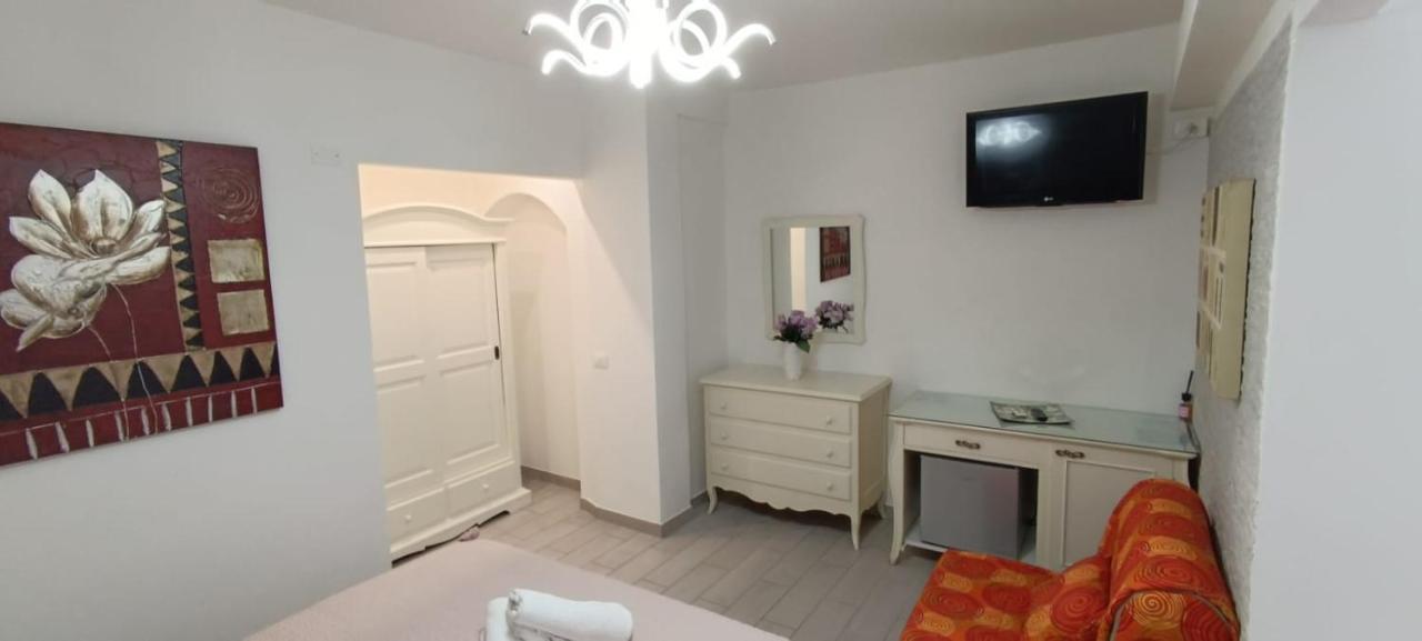 B&B Appartamenti L'Anfora Sperlonga Luaran gambar