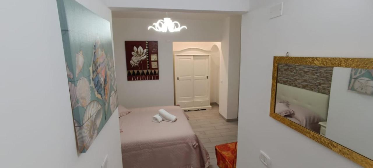 B&B Appartamenti L'Anfora Sperlonga Luaran gambar