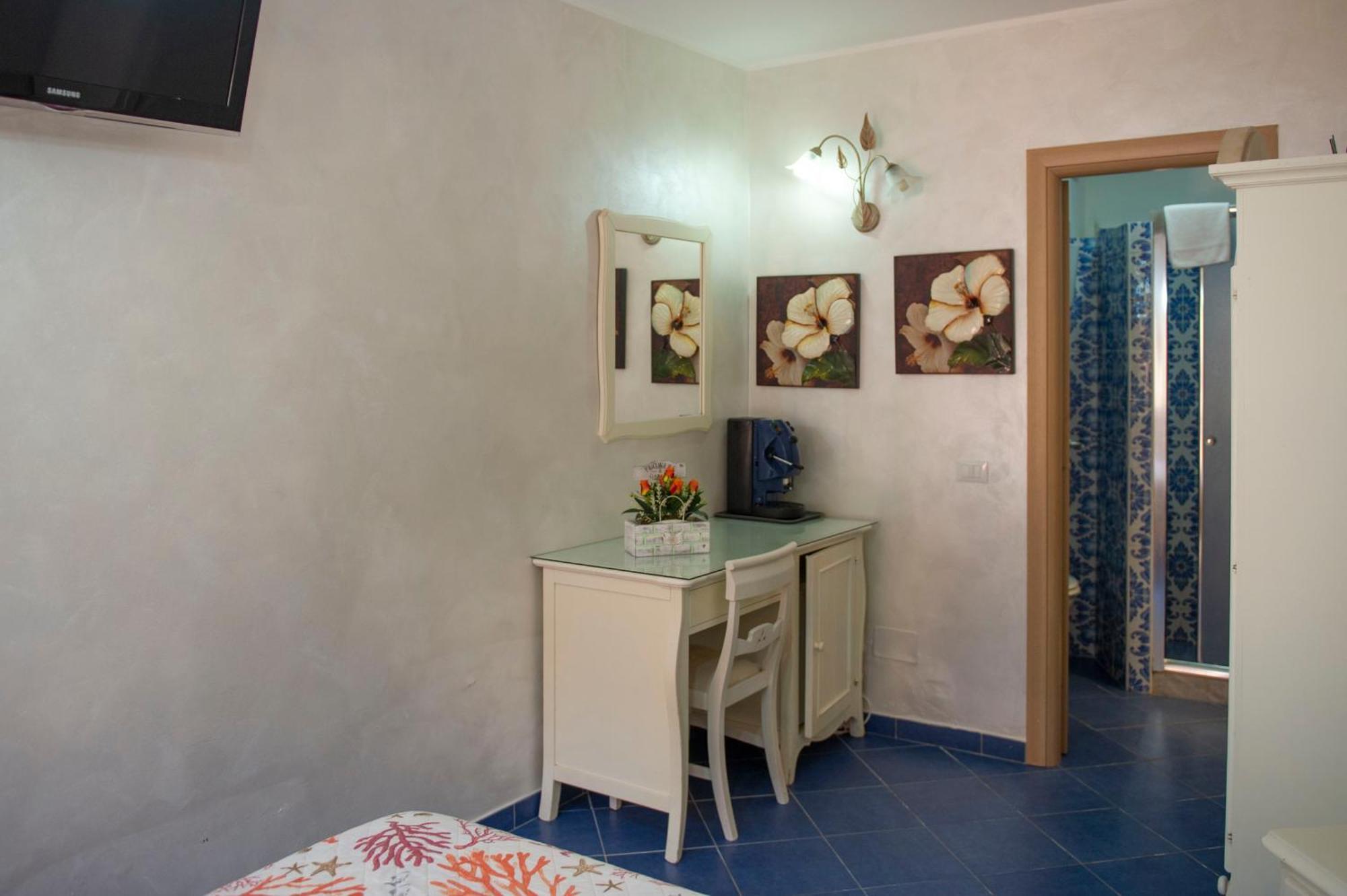 B&B Appartamenti L'Anfora Sperlonga Luaran gambar