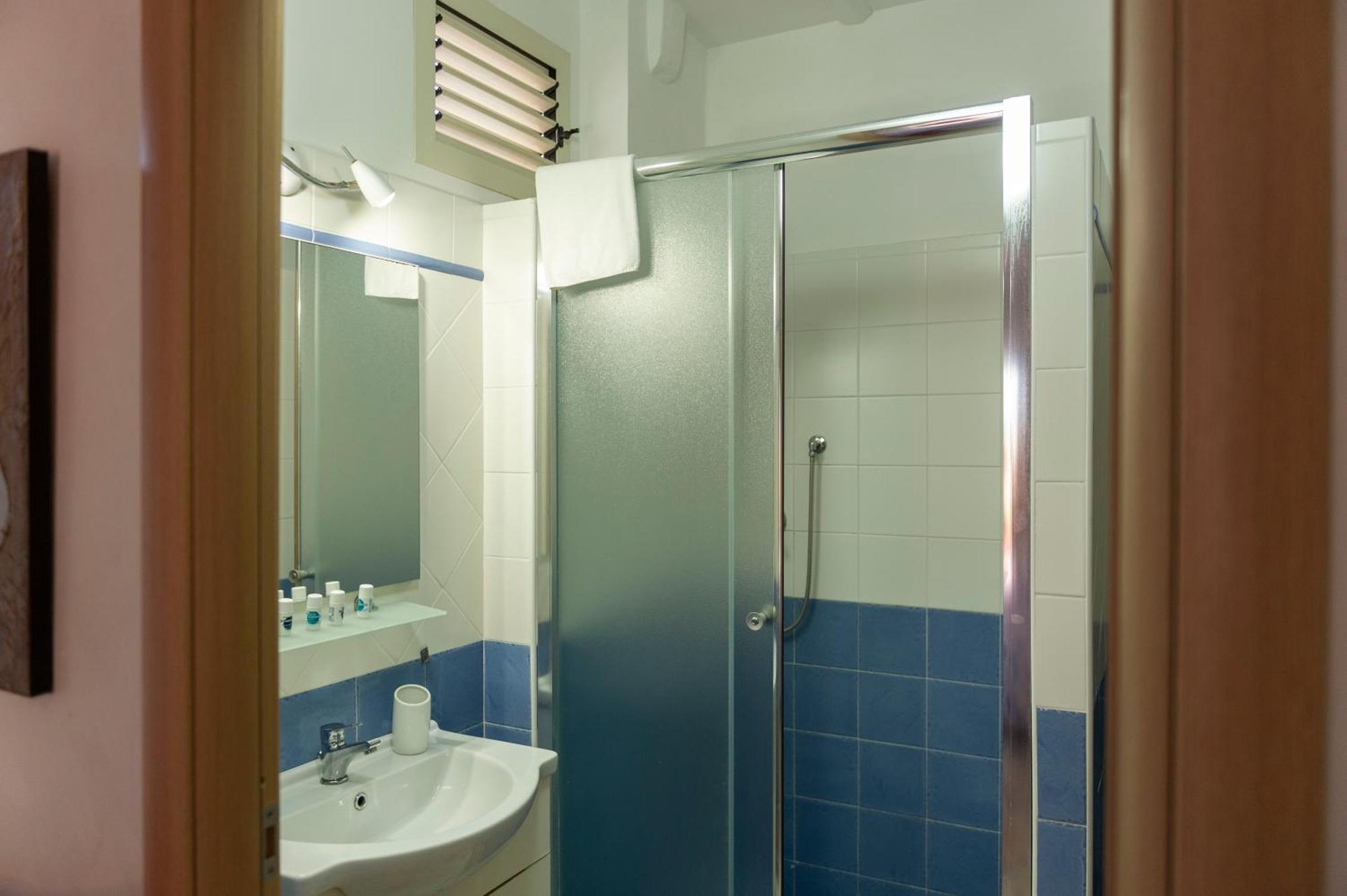 B&B Appartamenti L'Anfora Sperlonga Luaran gambar