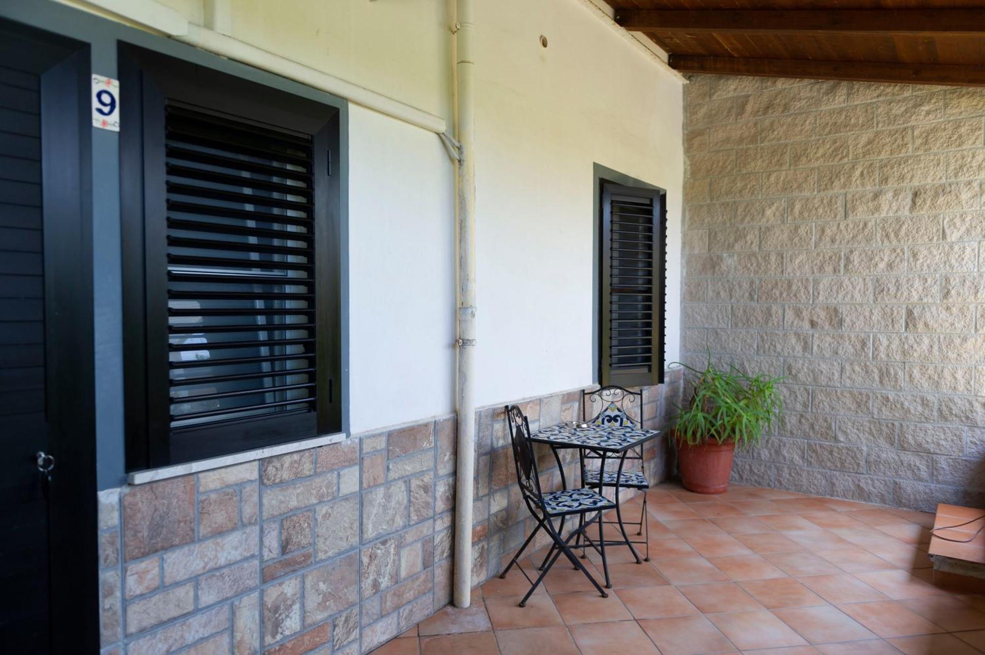 B&B Appartamenti L'Anfora Sperlonga Luaran gambar