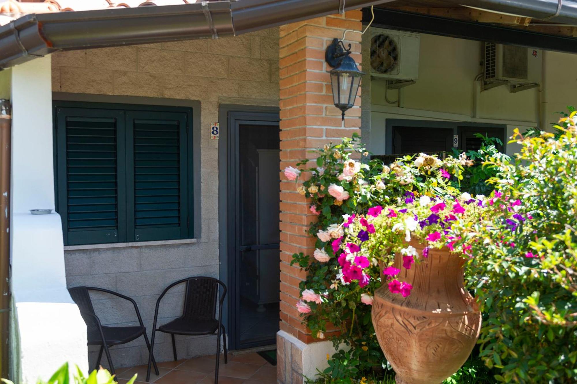 B&B Appartamenti L'Anfora Sperlonga Luaran gambar